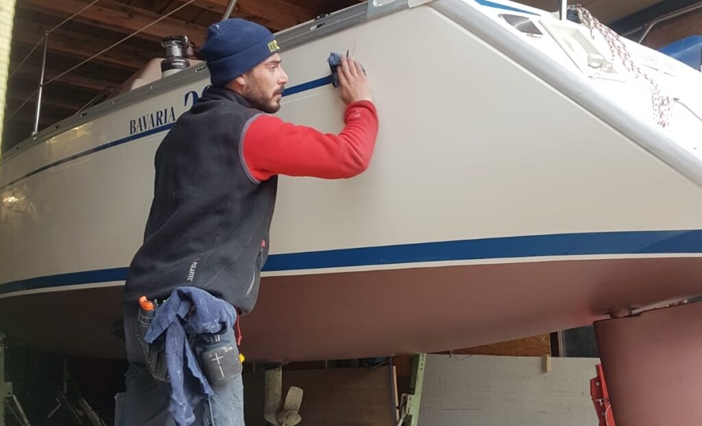 Das Boot gründlich polieren | Boat Solutions, Utting am Ammersee